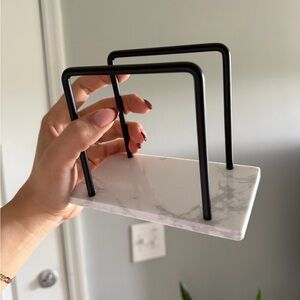 Amazon Essentials Marble and Black Napkin Holder